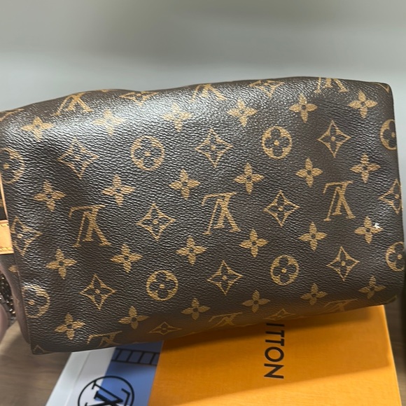 Louis Vuitton Speedy 25 Bandouliere Monogram Canvas - Picture 4 of 14